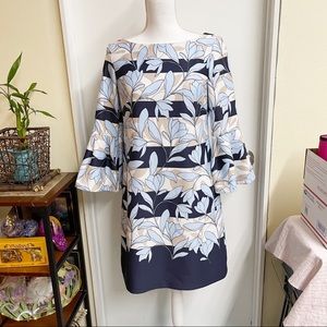 Vince Camuto Patterned Crepe Bell Sleeve Dress sz6
